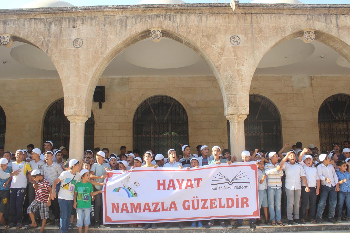 “Namaz kıldığımda içime bir ferahlık geliyor” “Namaz kıldığımda içime bir ferahlık geliyor”